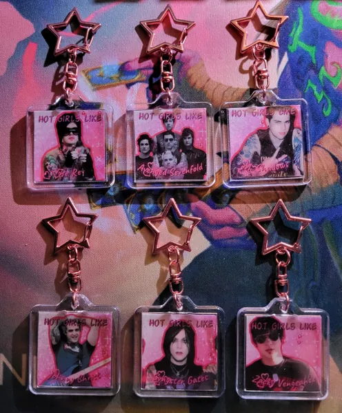 a7x keychain! ☆°•.
