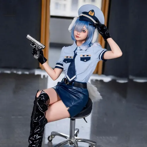 Rem Policia Cosplay! 