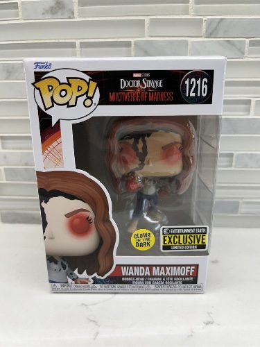 Wanda Maximoff Earth 838 GITD POP Figure #1216 Funko Marvel Doctor Strange New