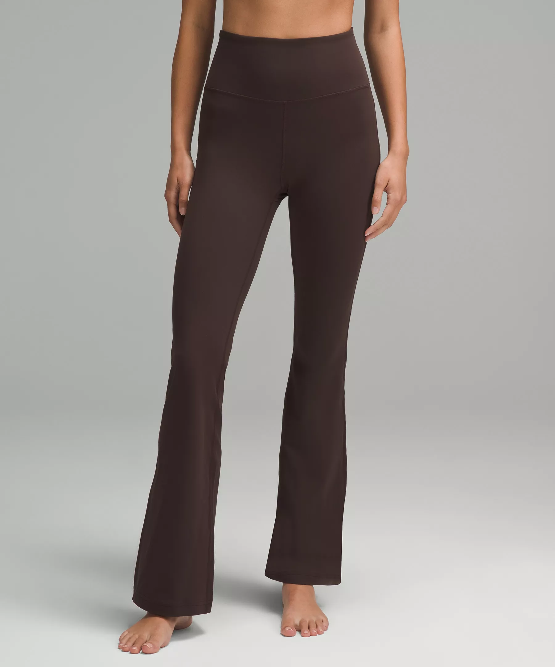 Groove Nulu Super-High-Rise Flared Pant *Regular