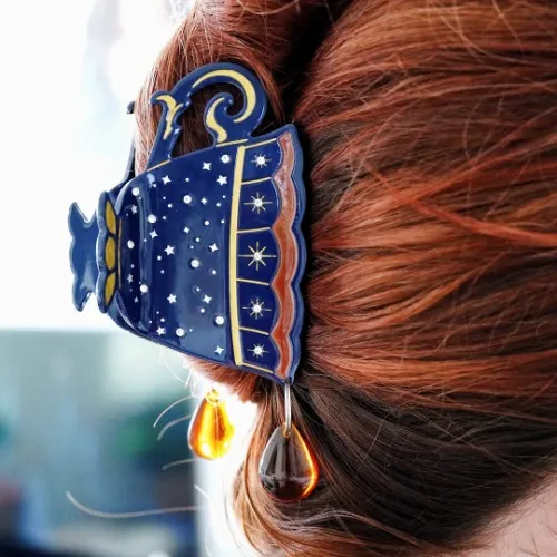 Spill The Tea Claw Hair Clip