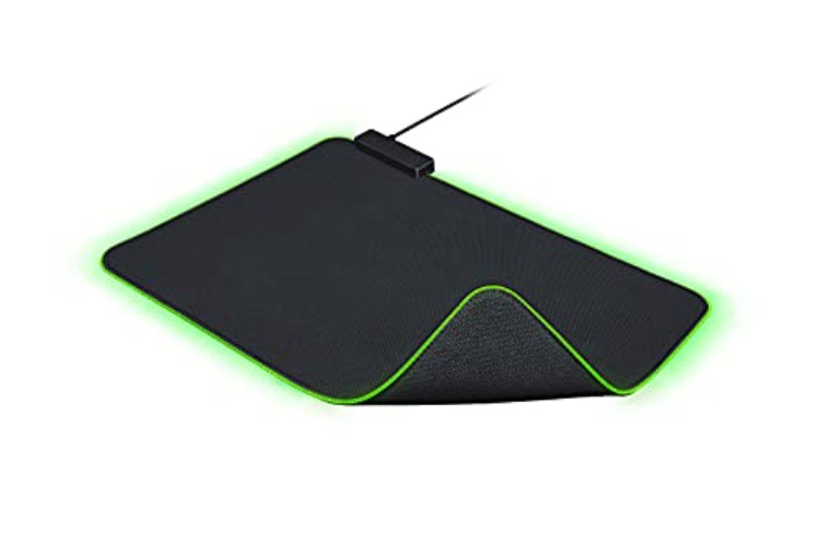 Razer Goliathus Chroma - Soft Gaming Mouse Mat with RGB Lighting (Cable Holder, Fabric Surface, Non-Slip, Quilted Edge, Optimized for all Mice) Black - Goliathus Chroma