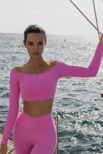 WISKII Off Shoulder Long Sleeve Crop Top | Pink Hollywood / L