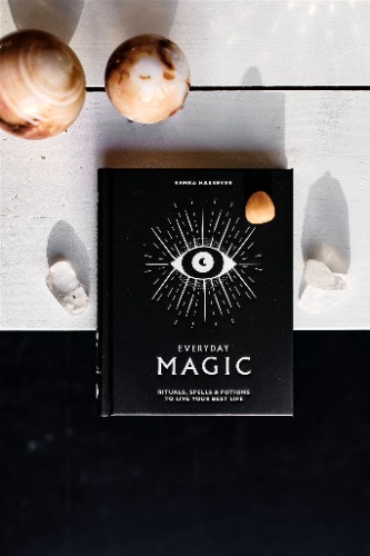 Everyday Magic // Rituals, Spells & Potions to Live Your Best Life - House of Formlab