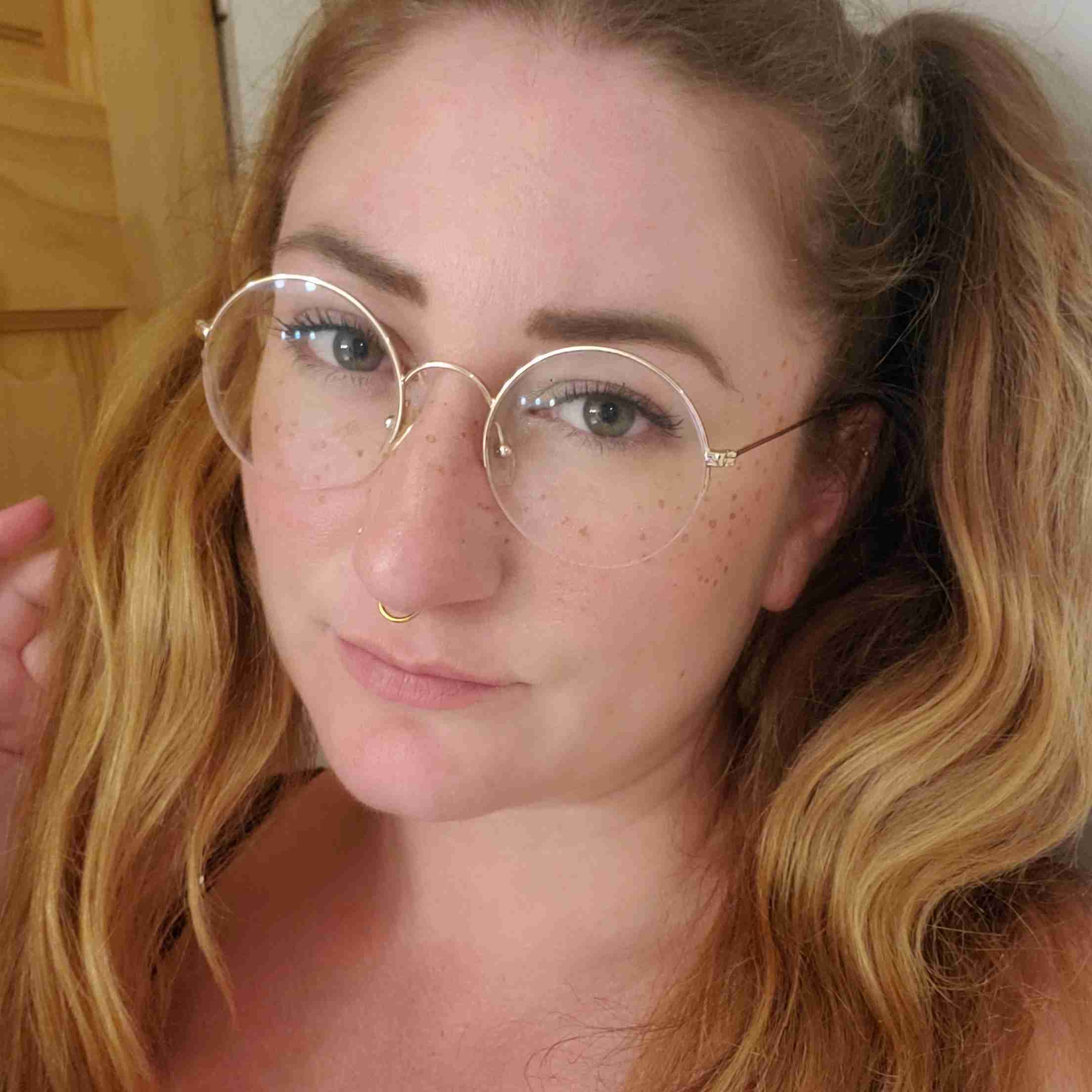 Show appreciation for my existence 👸