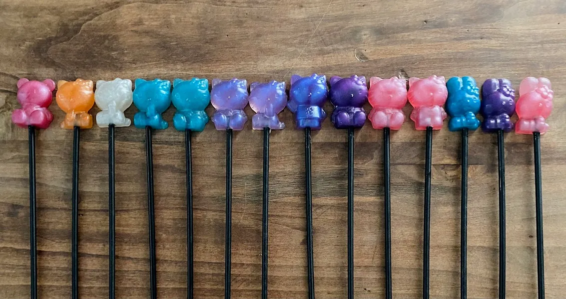 Wicked Wands - Kitty & Friends