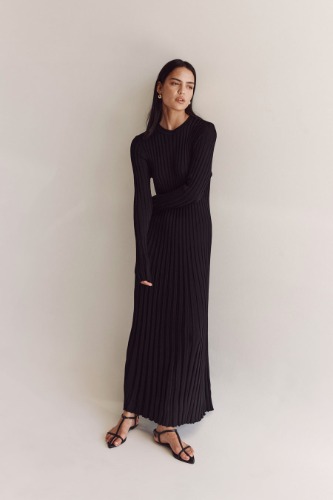 ADA BLACK LONG SLEEVE MIDI DRESS | XL / BLACK