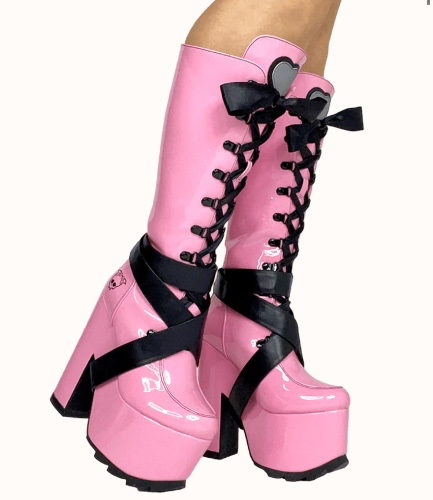 YRU monster high vamp boots 