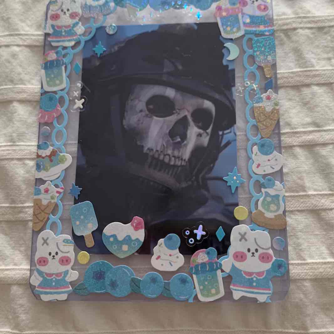 Call of Duty- Deco Top Loaders (Premade)