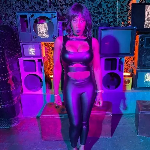 Club ticket and glass of champagne 