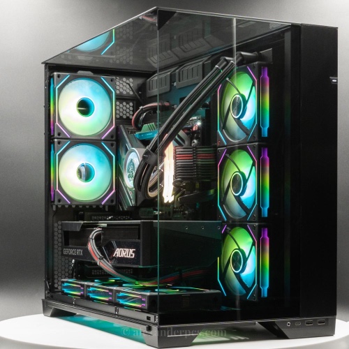 The Gladiator - Intel - GeForce RTX 5070 Ti / 32GB Kingston Fury Renegade RGB DDR5-6400 CL32 / 2TB Kingston Fury Renegade NVMe SSD (7300 Mb/s Read)