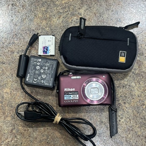 Nikon COOLPIX Plum S4100 