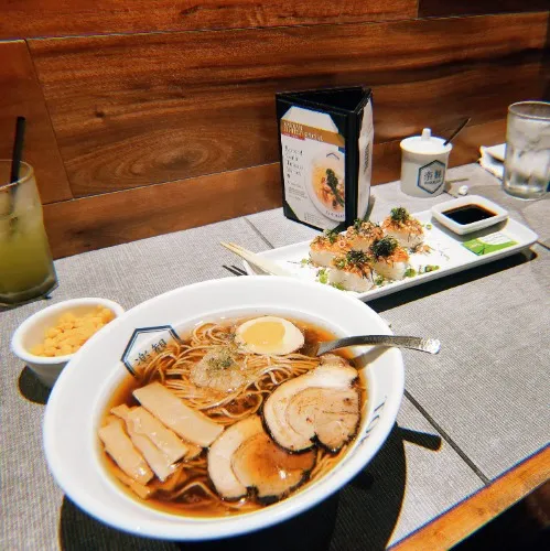 Lunch on me, SaintSucia