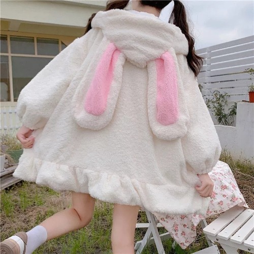 Oversized Fluffy Bunny Jacket | White / M