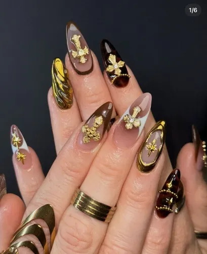 Nails 