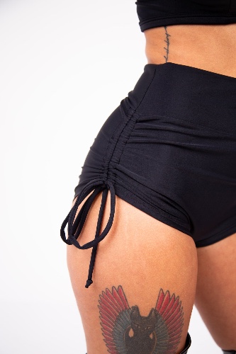 Black Side Scrunch Shorts | Large
