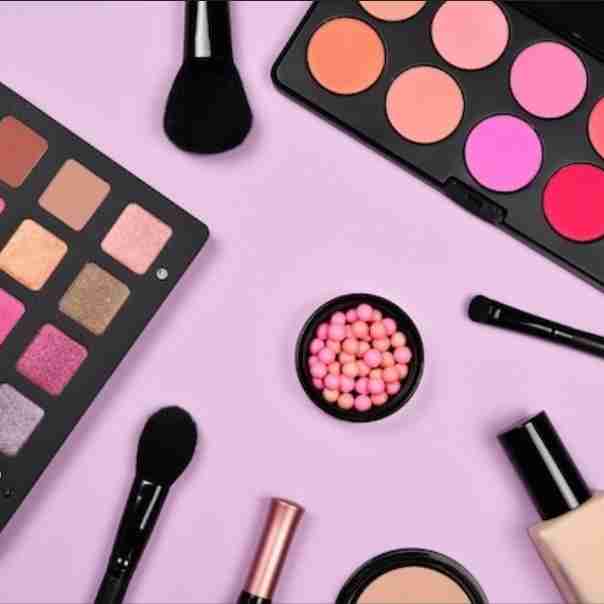 make-up shopping