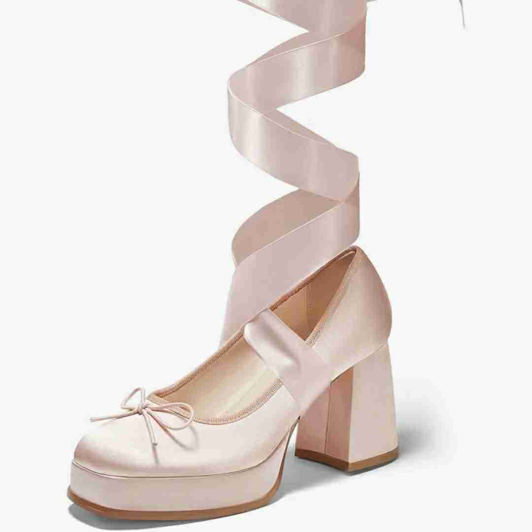 Coutgo Womens Lace Up Heels Platform Chunky High Heel Pumps 


