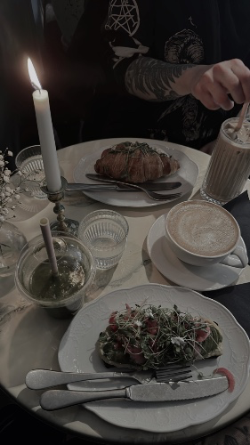 Coffee date for Miss and a girlfriend