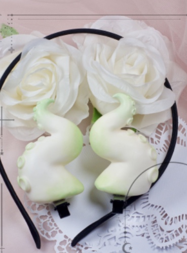 Handcrafted Tentacle Hairclips - light green