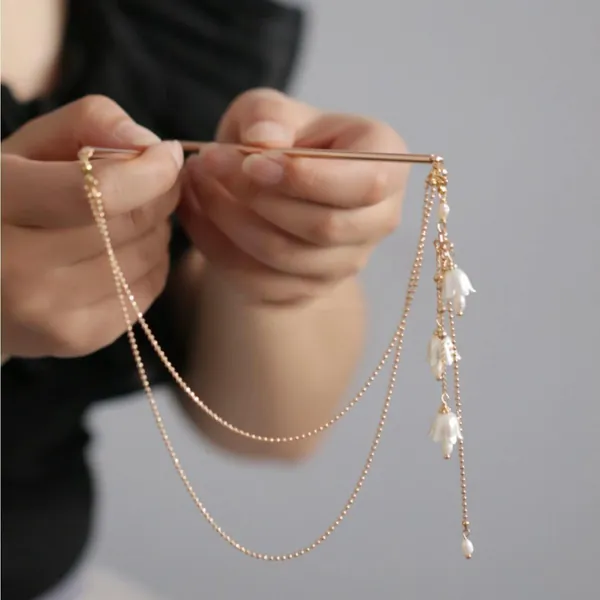 Chain Lily Hair Stick 
