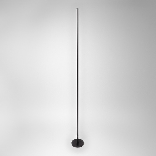 Léger RGB Floor Lamp - Black