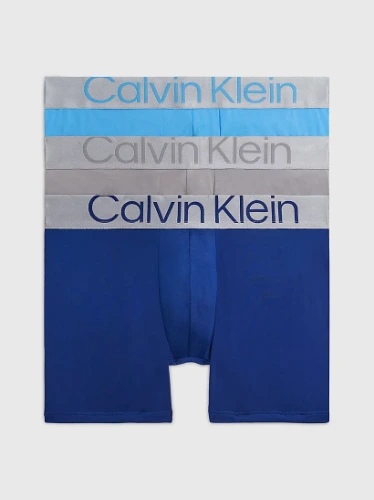 3 Calvin Klein boxers 😈
