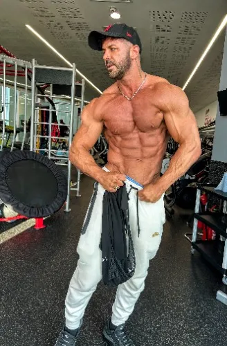 Gym clothes/trainers