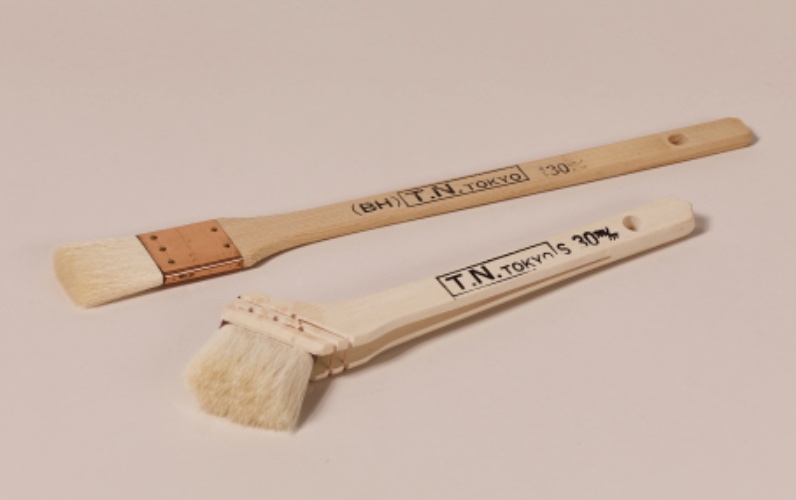 Natural Bristle Japanese Craft Paint brushes | No. 2 Angled Brush
