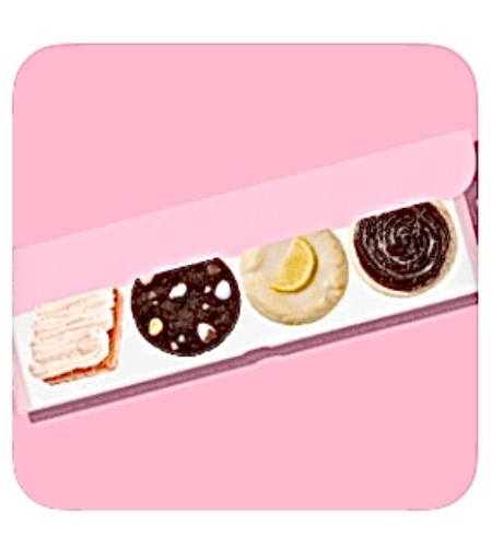 Crumbl Cookies - 4 Pack