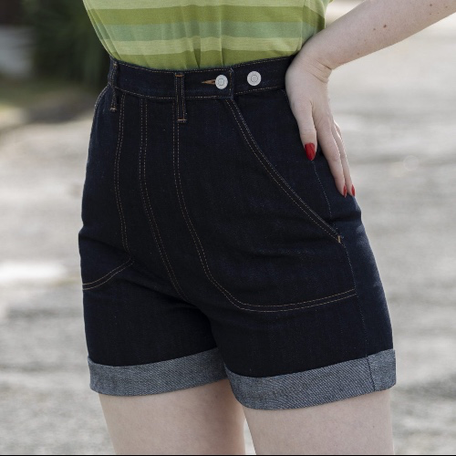 Classic Shorts in Indigo Denim