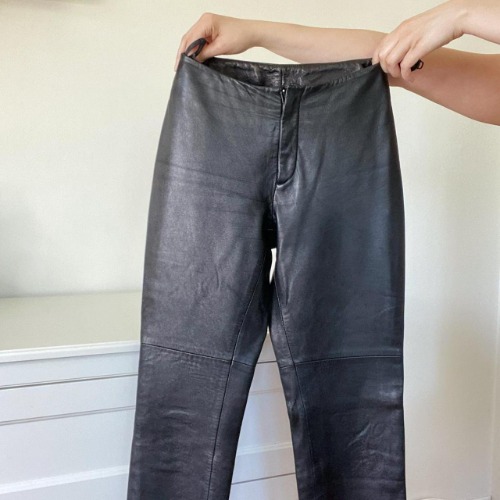 Vintage genuine leather pants. Low waist. The...