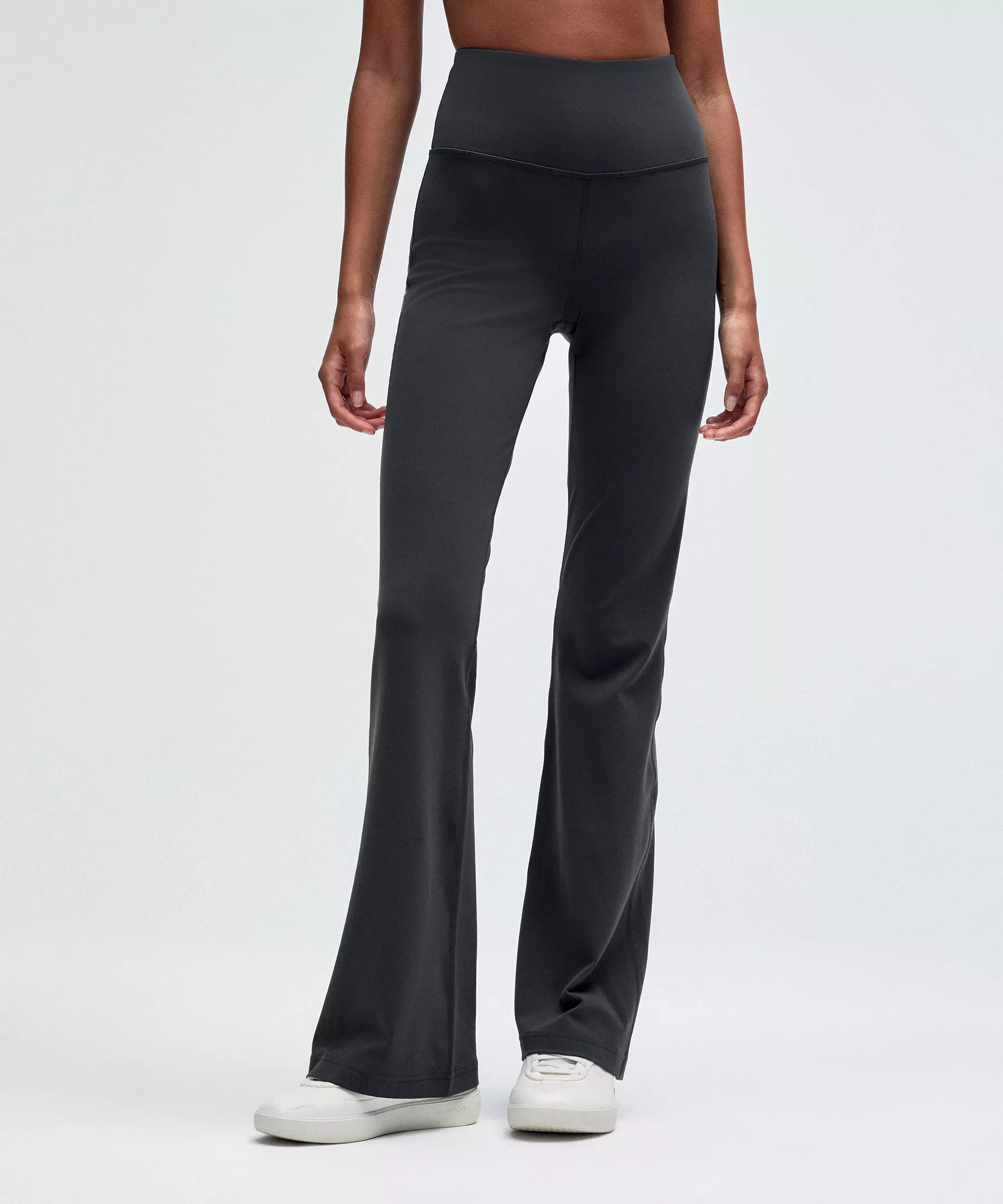 Groove Nulu Super-High-Rise Flared Pant *Regular