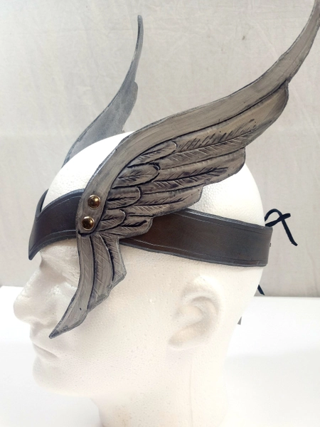 Leather Winged Valkyrie Crown, Leather Crown Multiple Color Options, Medieval Fantasy Steampunk Viking Comic Headwear