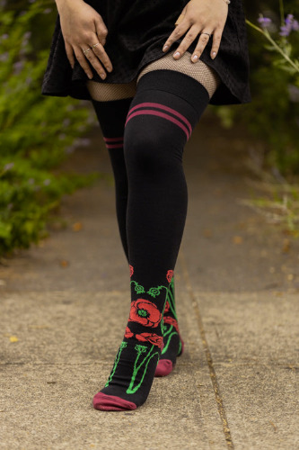 XL Foot Botanical Nouveau Thigh High Socks | Red Poppy