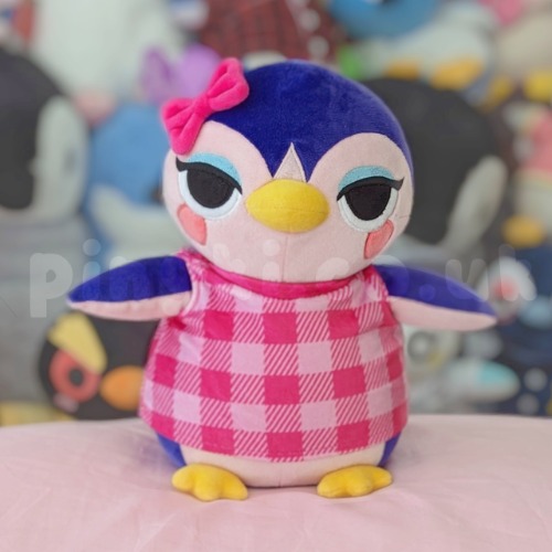 Pingki Plush Pals: Snooty the Penguin