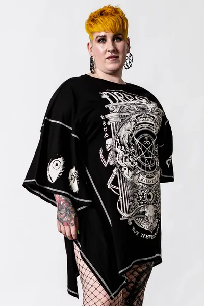 Insomnia Batwing Top [PLUS] | 3XL-4XL / Black / 95% Rayon 5% Elastane