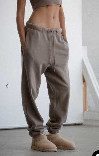 Elwood core sweatpants 