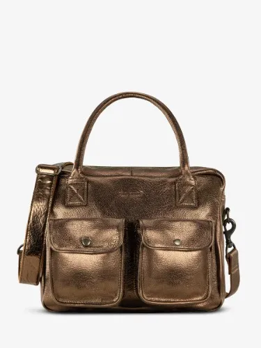 The Bag That Knows Who’s Boss