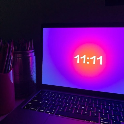1111