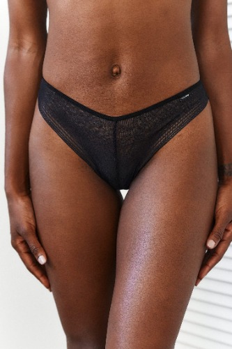 Seamless Barely There Thong - Black | S