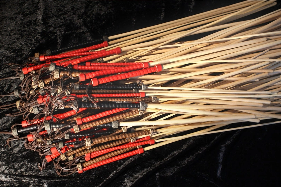 Classic Rattan Cane 36/32/30/28/24/20" (90/80/75/70/60/50 cm) - Diameter 10/8/6 mm - Red/Black/Brown Color Handle