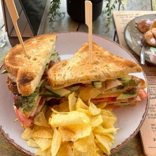 Midday Lunch – $45 AUD