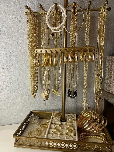 Minimalist Jewellery – $300 AUD