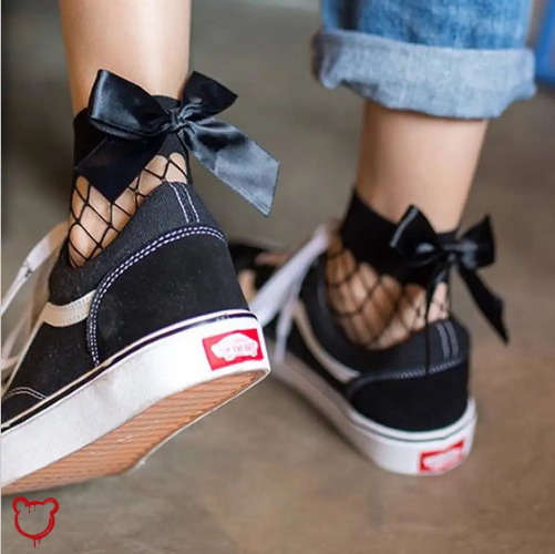 Youthful 'Bow Socks - black / One Size