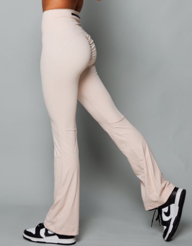 Flare Scrunch Leggings - Blush | Small (8)