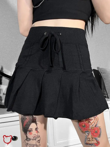 Black Gothic A-Line Mini Skirt - Black / M