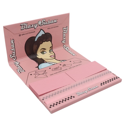 Blazy Susan Kingsize Pink Deluxe Rolling Papers - Tips and Tray