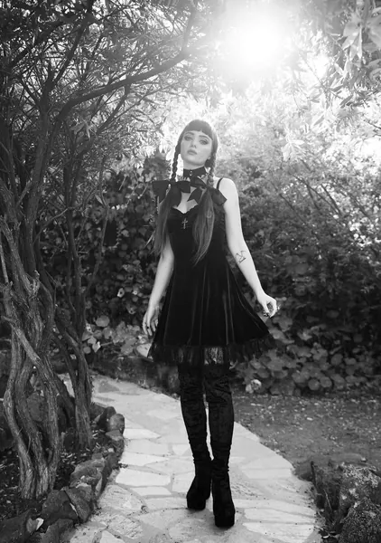 Blind Faith Velvet Dress | Small