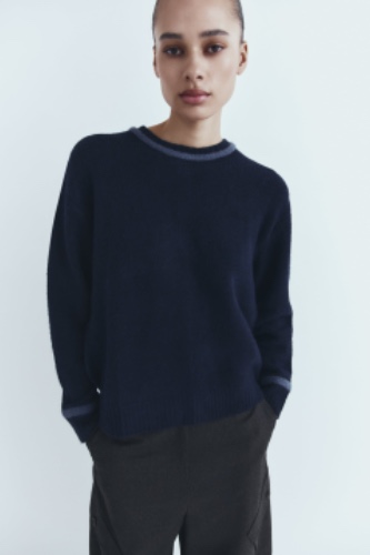 KNIT SWEATER WITH OPEN BACK